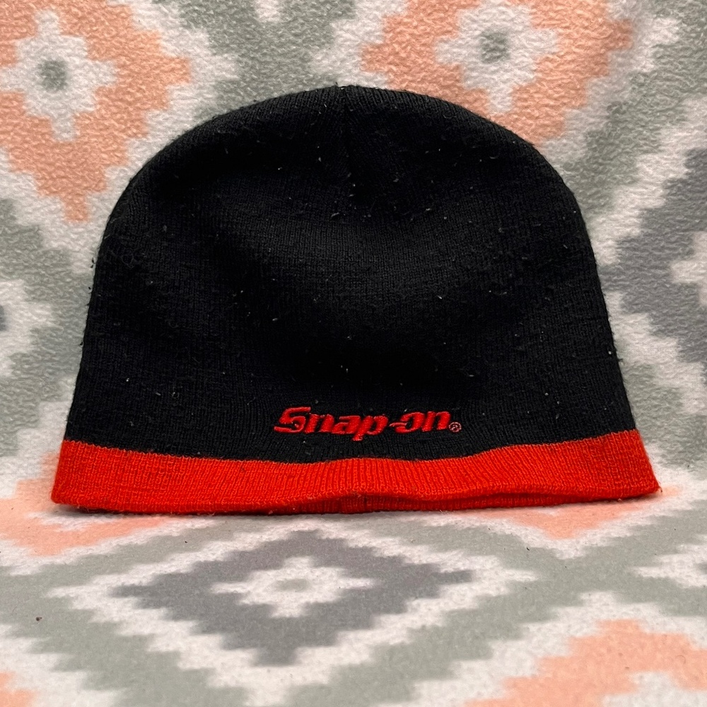 Men's Red/Black Snap-On Winter Beanie